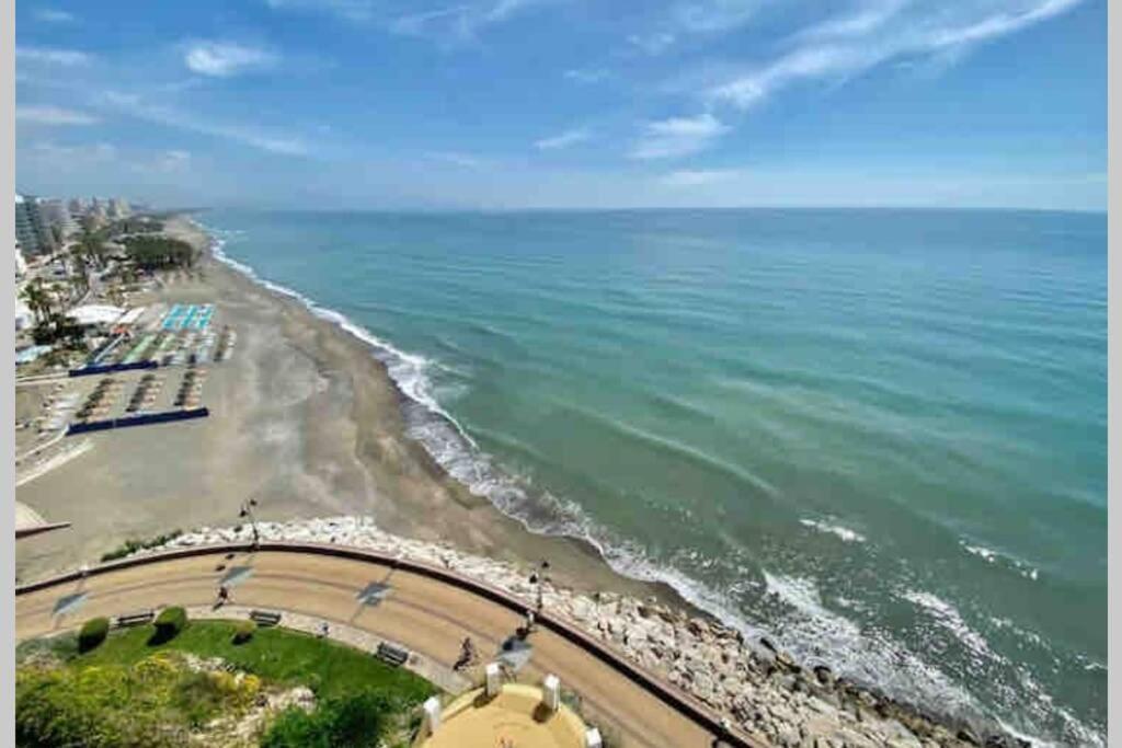 Amazing Frontline Sea Views Studio Apartment Castillo Del Vigia Torremolinos Exterior foto