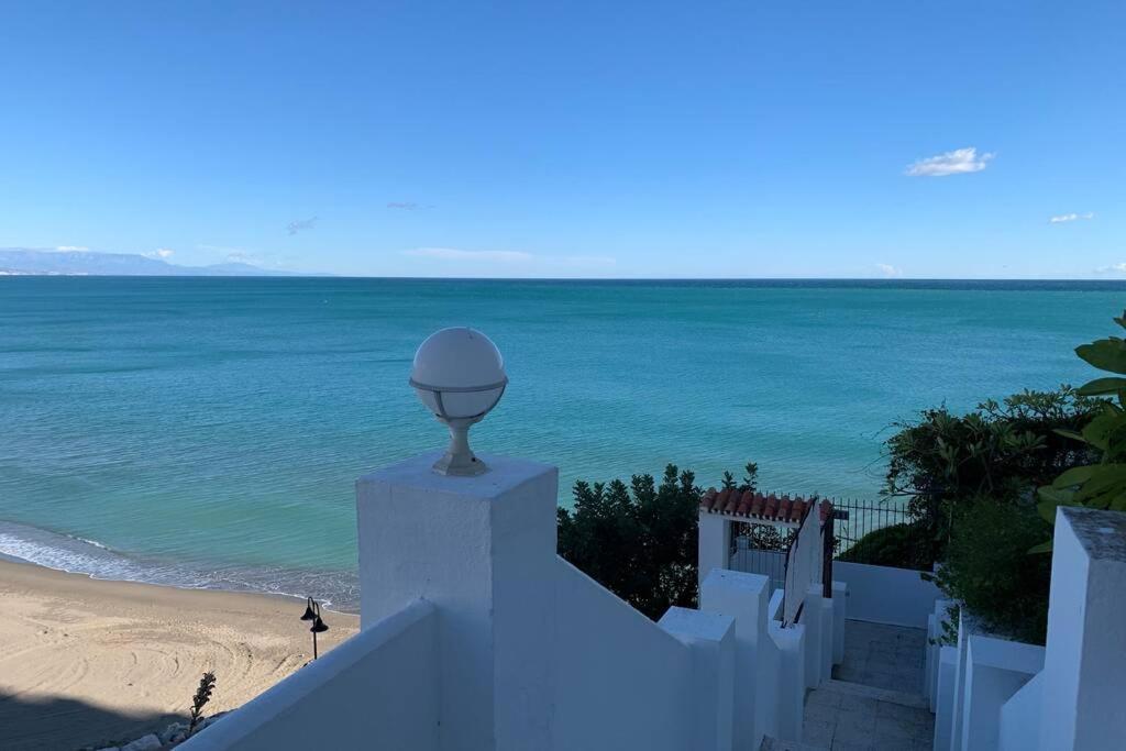 Amazing Frontline Sea Views Studio Apartment Castillo Del Vigia Torremolinos Exterior foto