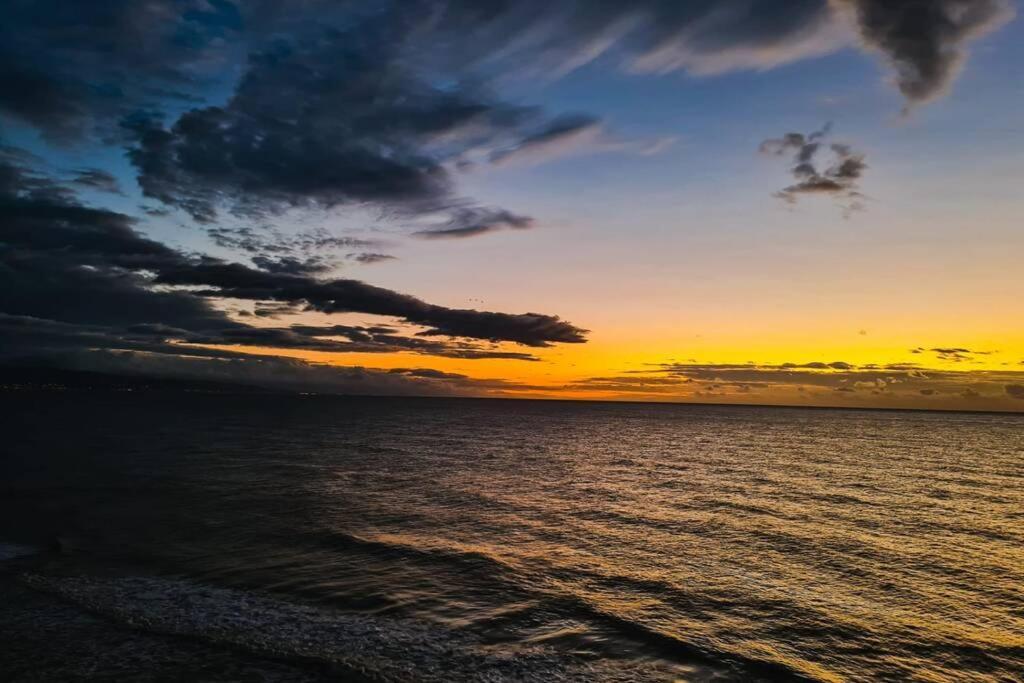 Amazing Frontline Sea Views Studio Apartment Castillo Del Vigia Torremolinos Exterior foto